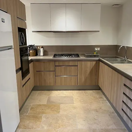 Ostal De Marcillac Avec Piscine - Le Pigeonnier