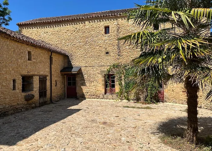 Ostal De Marcillac Avec Piscine - Le Pigeonnier 度假居 *
